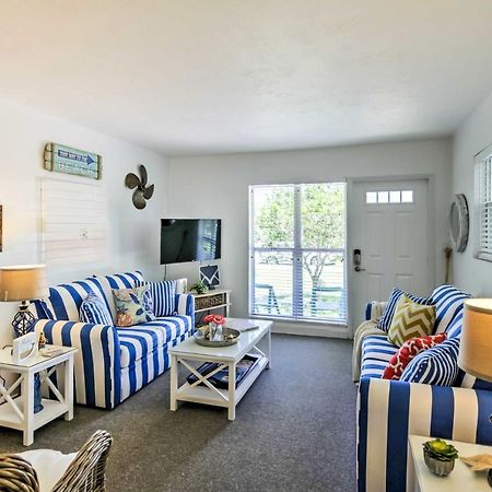 New Smyrna Beach Abode With Fire Pit, Walk To Beach! Villa Bagian luar foto