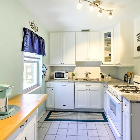 New Smyrna Beach Abode With Fire Pit, Walk To Beach! Bagian luar foto