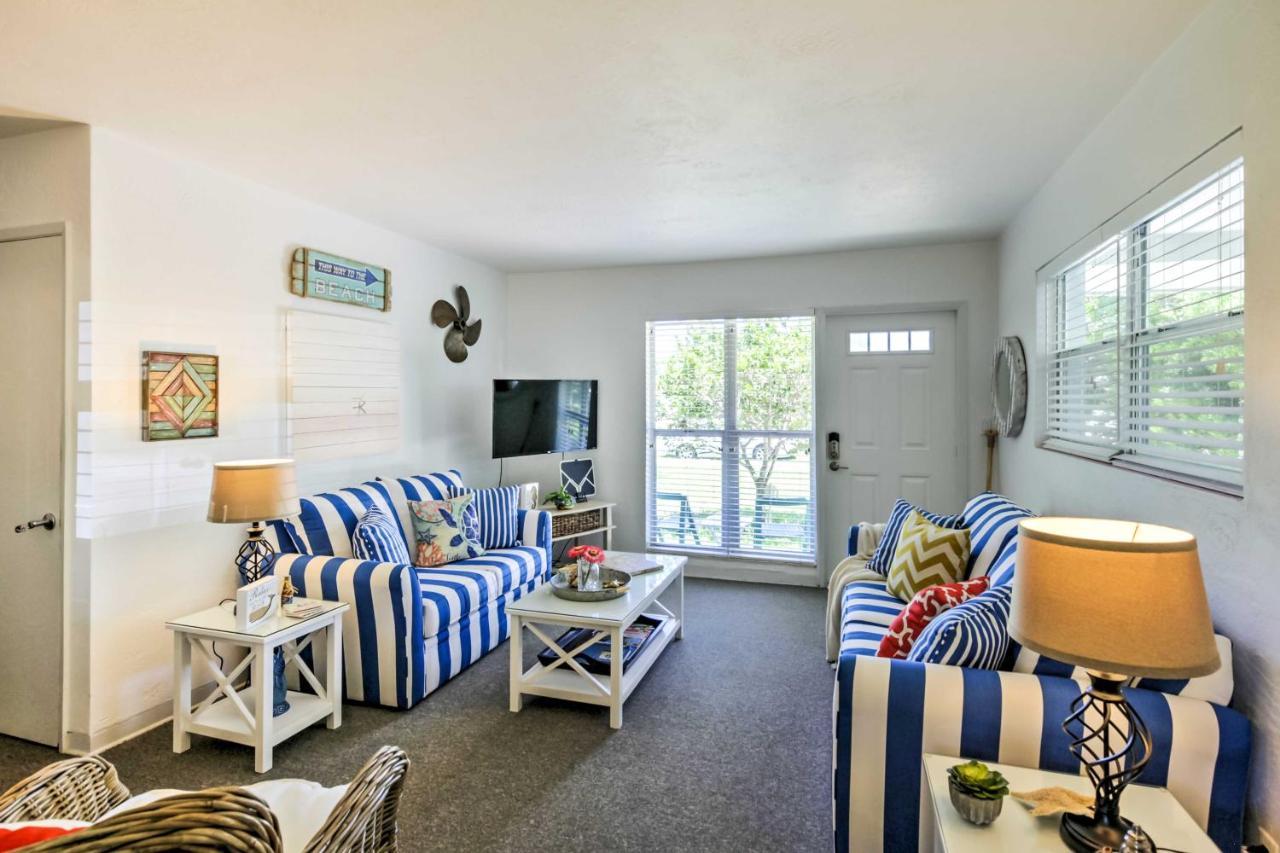 New Smyrna Beach Abode With Fire Pit, Walk To Beach! Villa Bagian luar foto